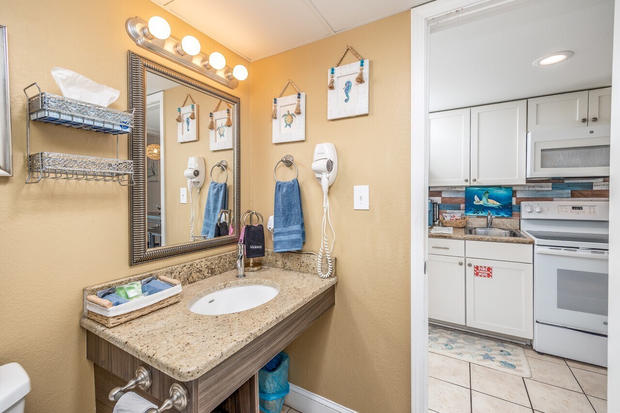 Building Photo - 6900 N Ocean Blvd