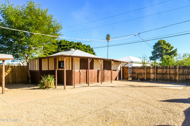 Building Photo - 3041 W Alice Ave