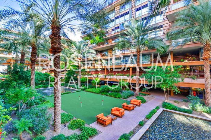 Building Photo - 7137 E Rancho Vista Dr