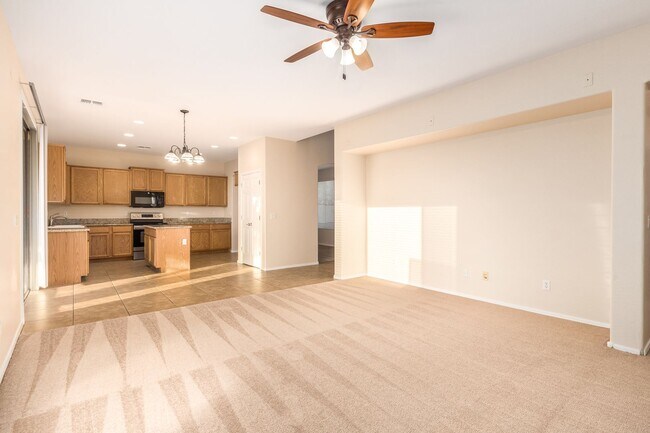 Building Photo - Gorgeous Golf Course Views in Gilbert, AZ!  MOVE-IN SPECIAL:  FIRST MONTH FREE!!!