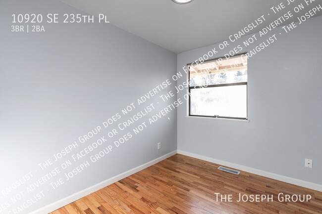 Building Photo - 10920 SE 235th Pl