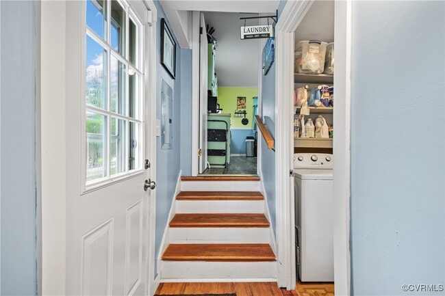 Building Photo - 721 Old Town Dr