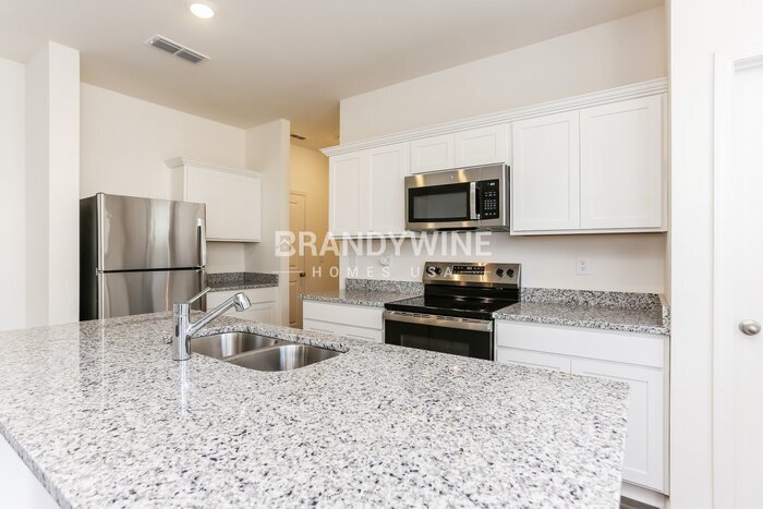 Building Photo - 63 Rowlett Pl