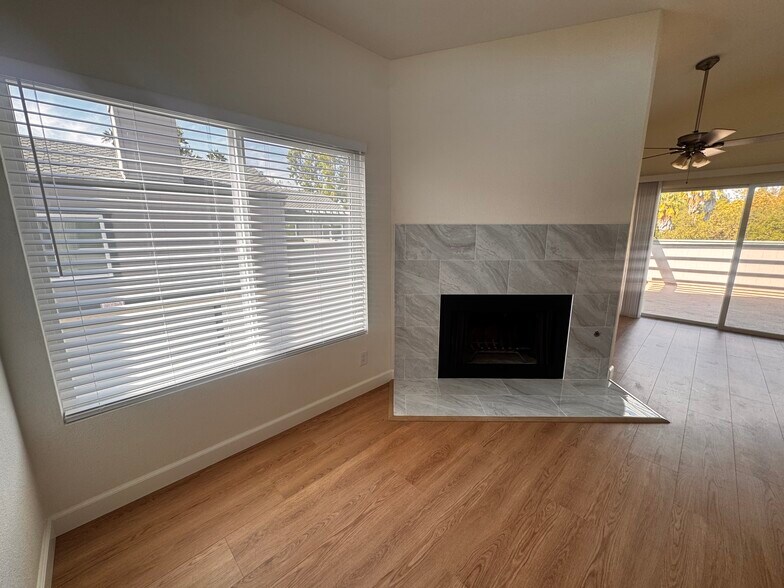 Building Photo - 1102 Cleghorn Dr