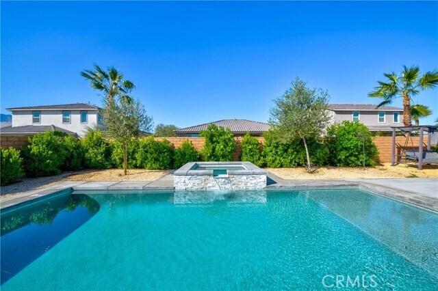 Building Photo - 50105 Rocamora St