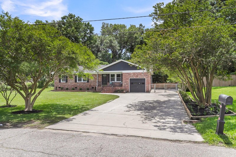 Building Photo - 6305 Lucille Dr