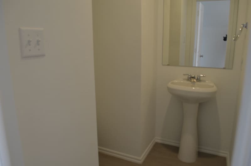 Building Photo - 1809 Wolford Wy