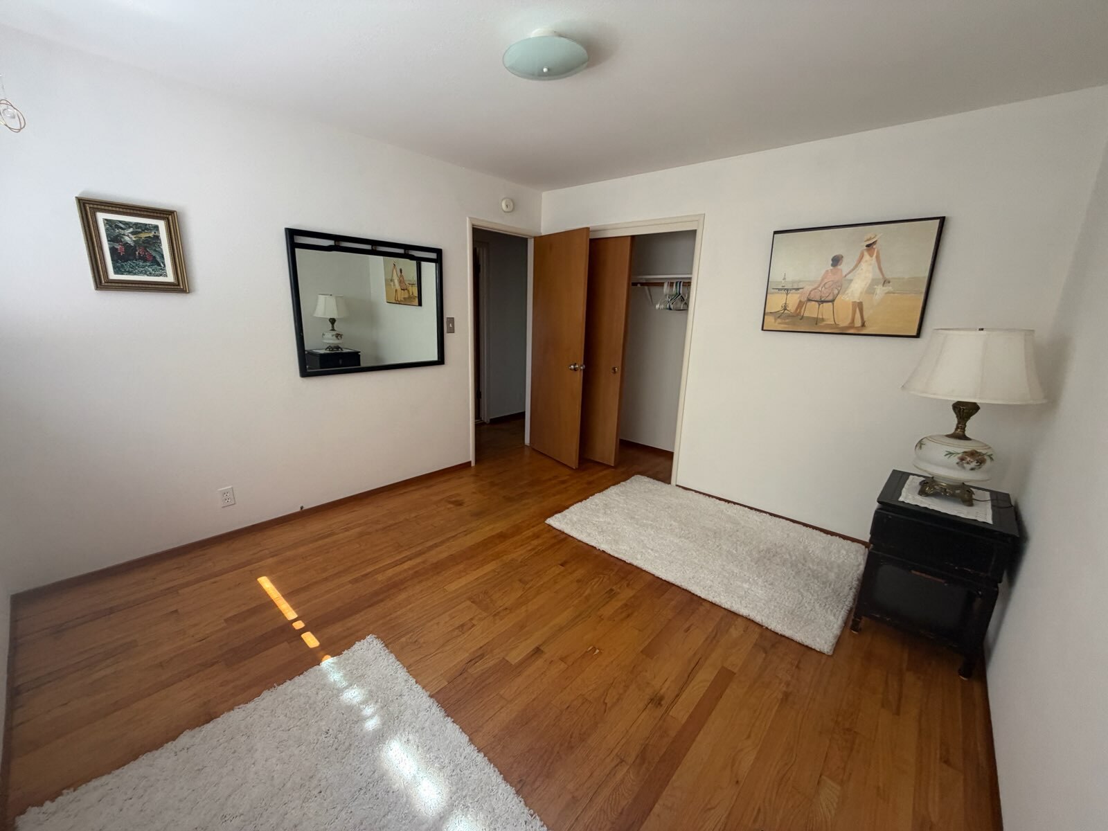 Other Angle of room to rent - 562 Larita Dr