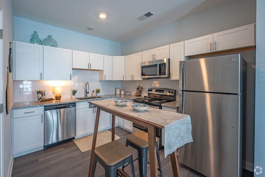 Primary Photo - Legacy at Baldwin Ridge Apartments