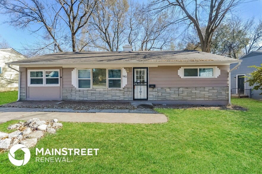Primary Photo - 11421 Palmer Ave
