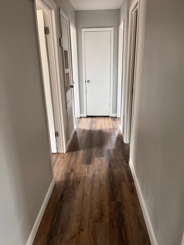 Building Photo - 161 Wooded Ln