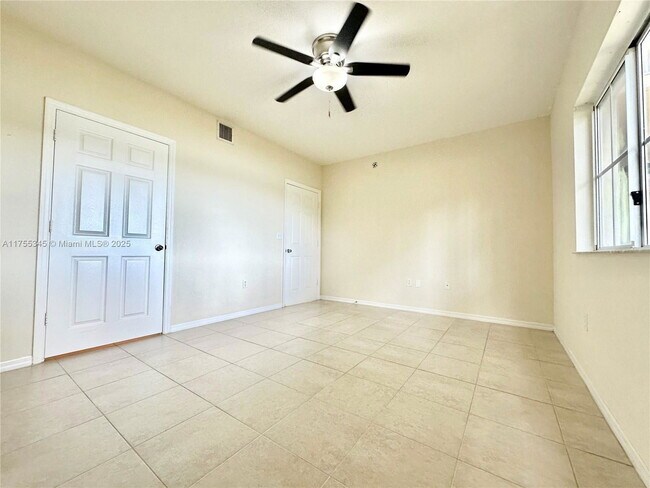 Building Photo - Centergate Drive, Miramar, FL 33025 - 2 BR 2 BA Condo
