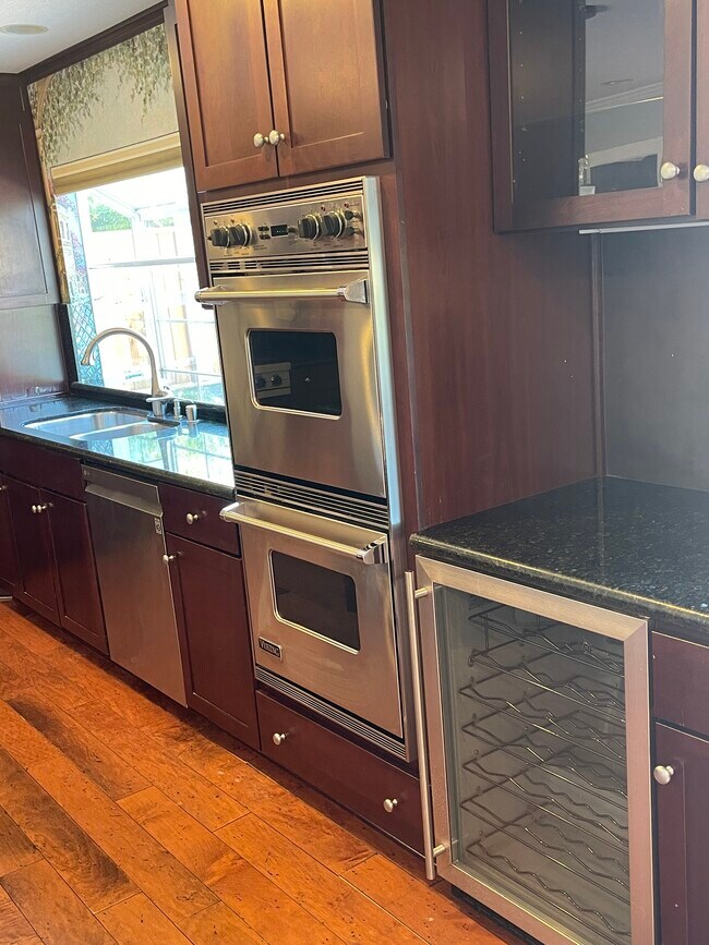 Building Photo - 3217 Veracruz Dr