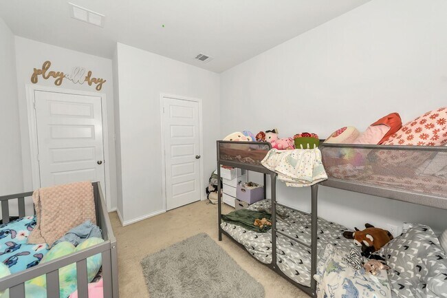 Building Photo - Charming 4BR House in Anna