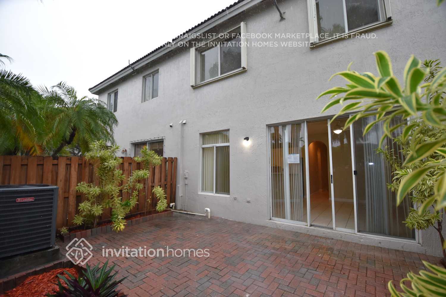 Building Photo - 11351 NW 56th Terrace