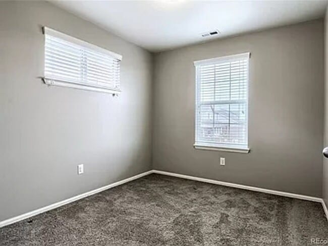 Building Photo - Incredible 4 bedroom home in Reunion.