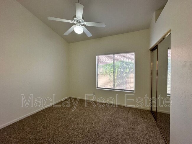 Building Photo - 1667 S Sycamore Pl