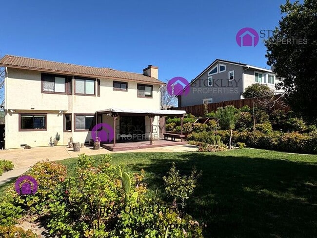 Building Photo - 1105 Rock Creek Way