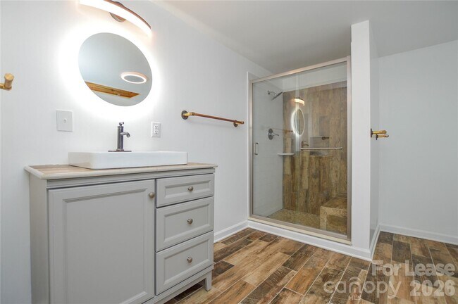 Building Photo - 5821 Hornet Dr