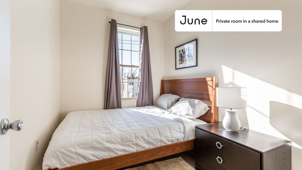 Primary Photo - Room in Shared 4 bed/3.5 bath home