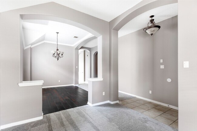 Building Photo - 13810 Birney Point Ln