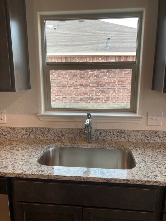 Building Photo - 3007 Boran Dr