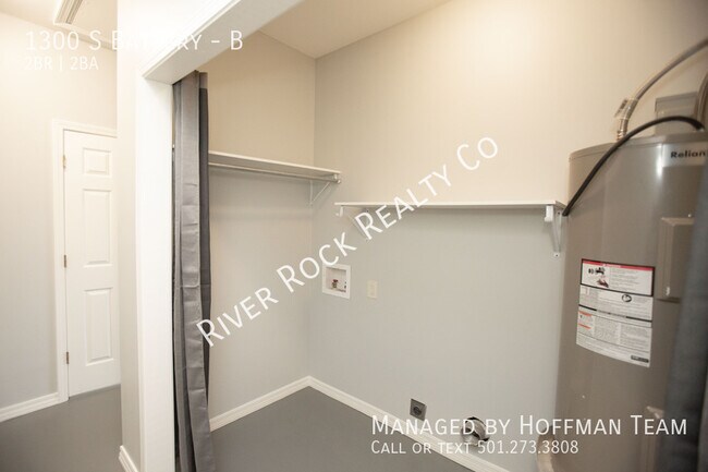 Building Photo - 1300 S Battery St