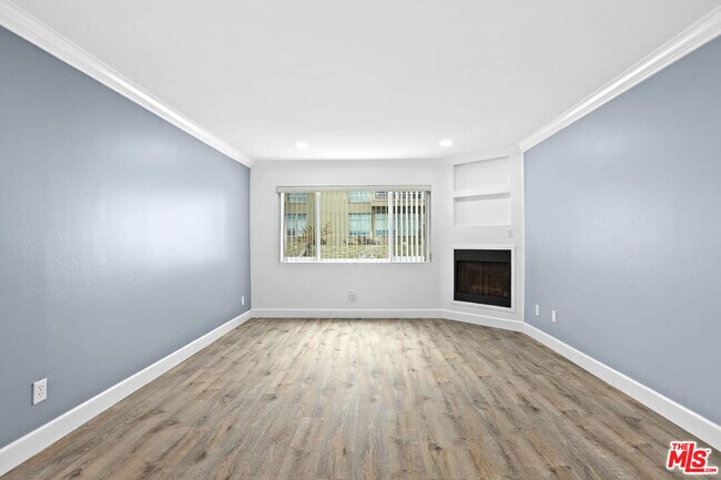 Building Photo - 1527 9th St