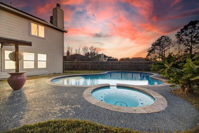 Building Photo - 3107 Rendezvous Ct
