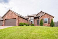 Building Photo - 967 Glass St