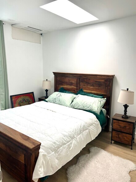 Building Photo - 3512 Pacific Ave