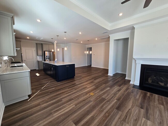 Building Photo - 3 BR/2BA | Newly Renovated Single Family Home | 2-Car Garage Parking | Large backyard| In Carolin...