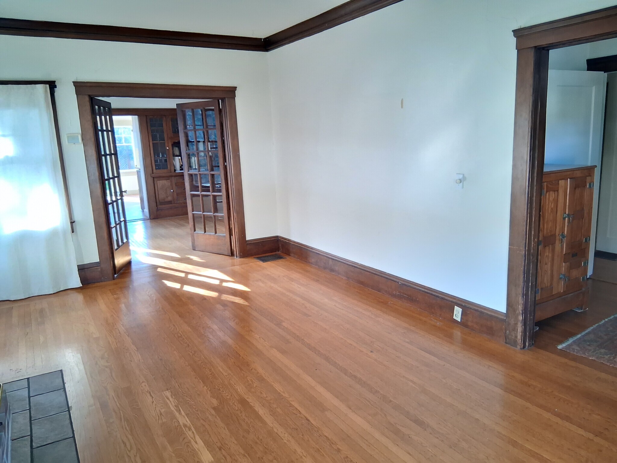 Building Photo - 920 Ensenada Ave