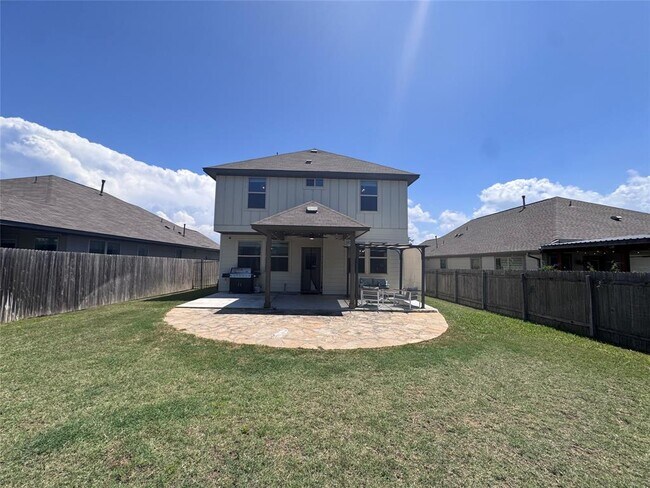 Building Photo - 321 Callahan Ln