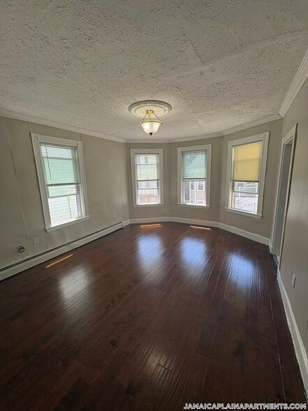 Building Photo - 89 Minden St