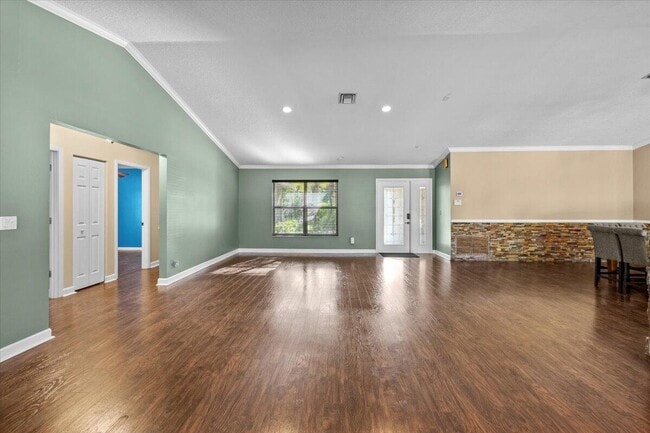 Building Photo - 5434 NW 87th Terrace