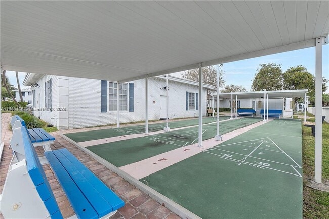 Building Photo - 2271 NE 68th St