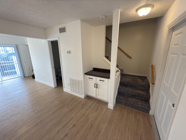 Building Photo - 2819 SW Cornell Ave