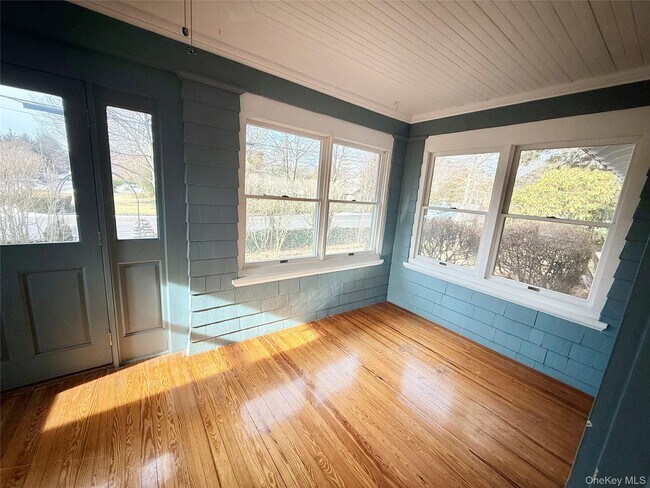 Building Photo - 34 Maple Ave