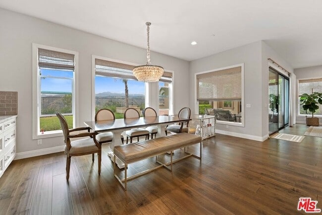 Building Photo - 11925 N Ricasoli Way