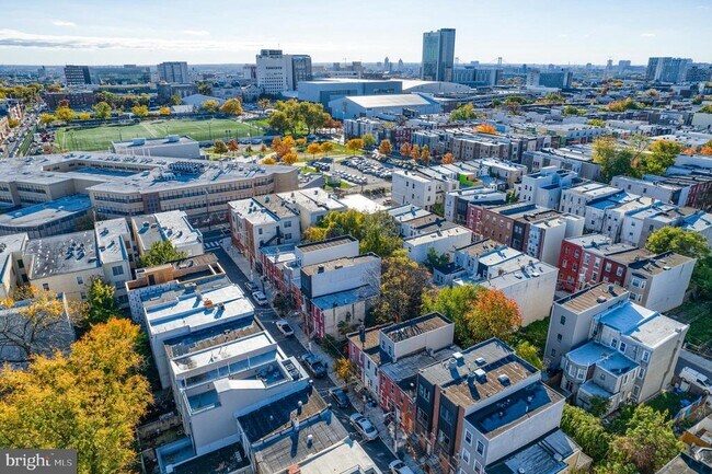 Building Photo - 1720 Arlington St