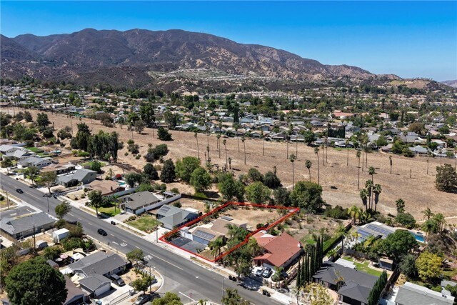 Building Photo - 1604 Avenida Del Vista