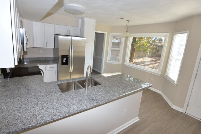 Building Photo - Single Family in Kempsville