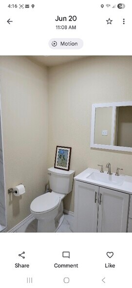 Building Photo - 905 Lakeview Dr