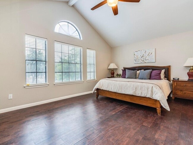 Building Photo - 12328 Thompkins Dr
