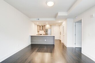 Building Photo - 201 Marin Blvd