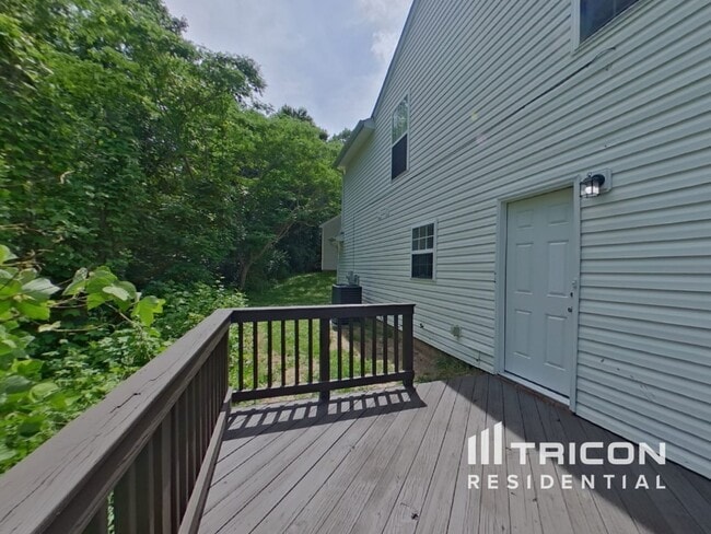 Building Photo - 1005 Alston Hill Dr