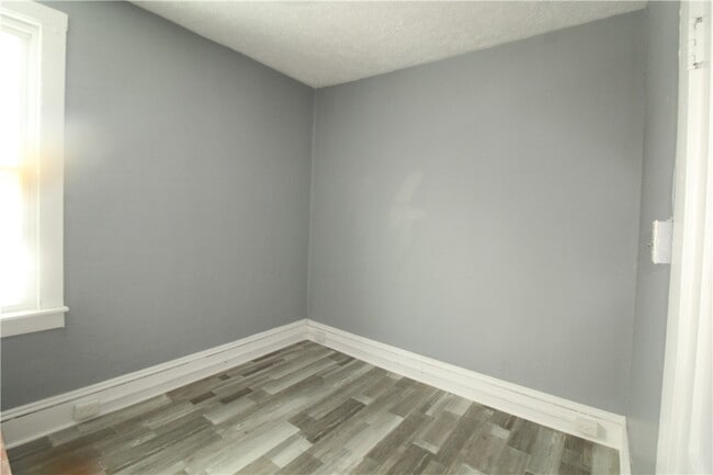 Building Photo - 249 Princeton Ave