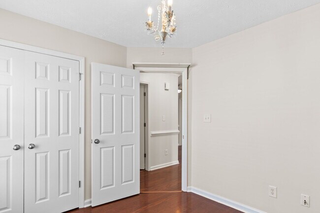 Building Photo - 149 Brightwood Dr