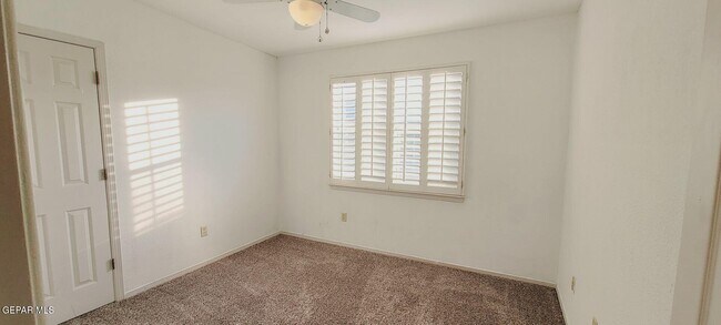 Building Photo - 1158 Hunters Ridge Pl